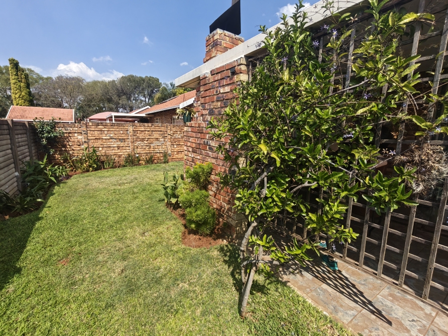 3 Bedroom Property for Sale in Dorandia Gauteng