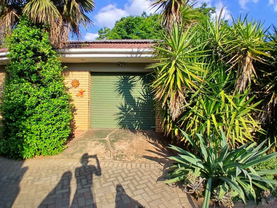 4 Bedroom Property for Sale in Three Rivers East Gauteng