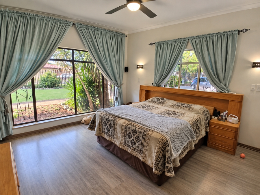 4 Bedroom Property for Sale in Three Rivers East Gauteng