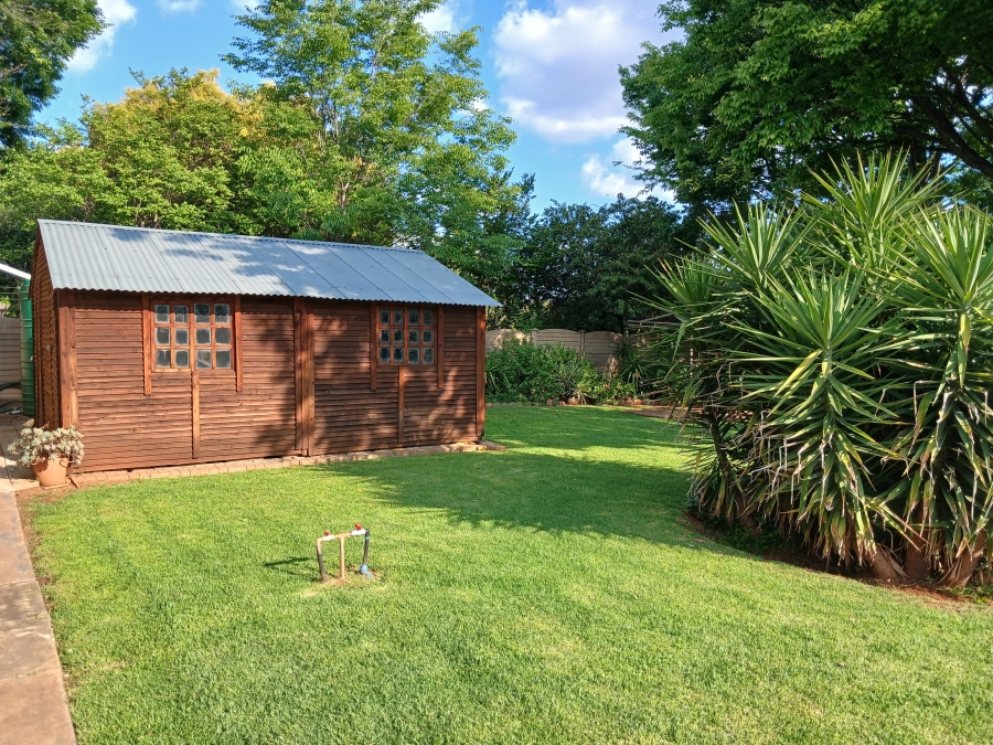 4 Bedroom Property for Sale in Three Rivers East Gauteng