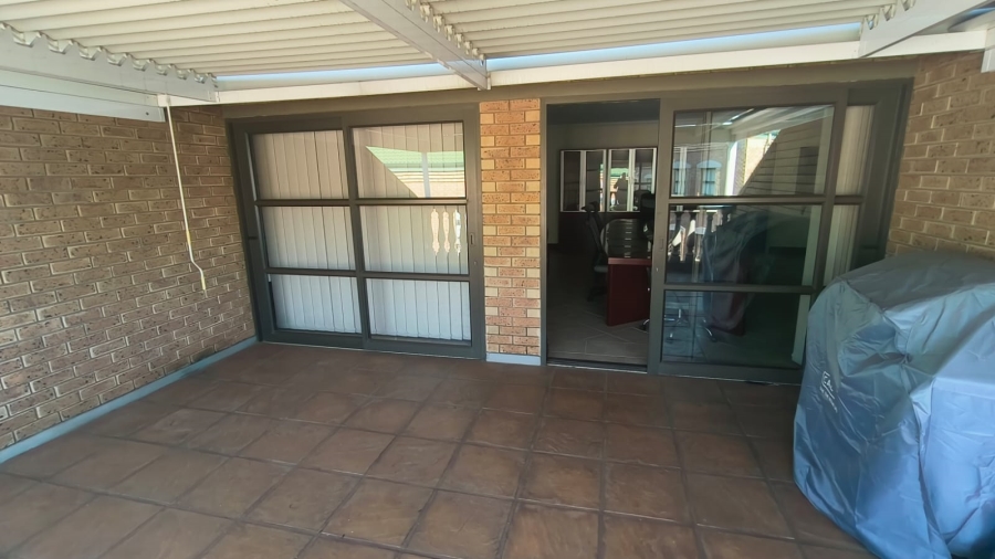 To Let Commercial Property for Rent in Highveld Gauteng