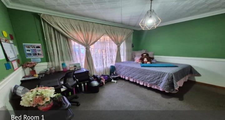 3 Bedroom Property for Sale in Crystal Park Gauteng