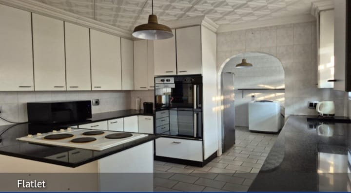 3 Bedroom Property for Sale in Crystal Park Gauteng