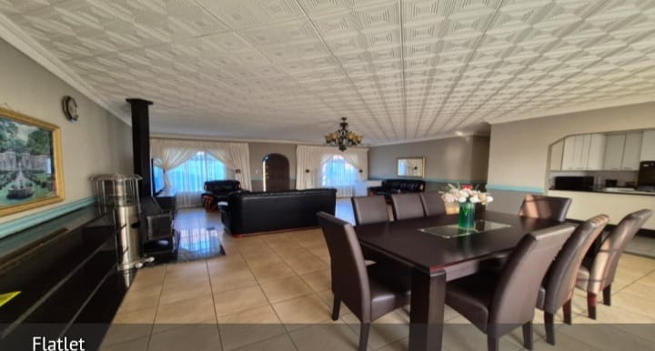 3 Bedroom Property for Sale in Crystal Park Gauteng