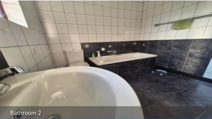 3 Bedroom Property for Sale in Crystal Park Gauteng