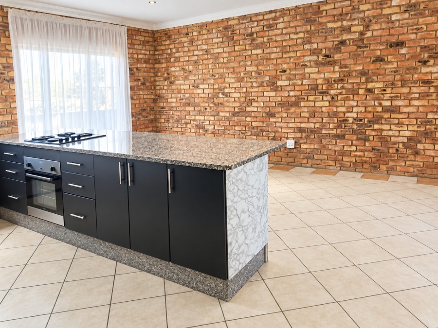 3 Bedroom Property for Sale in Crystal Park Gauteng
