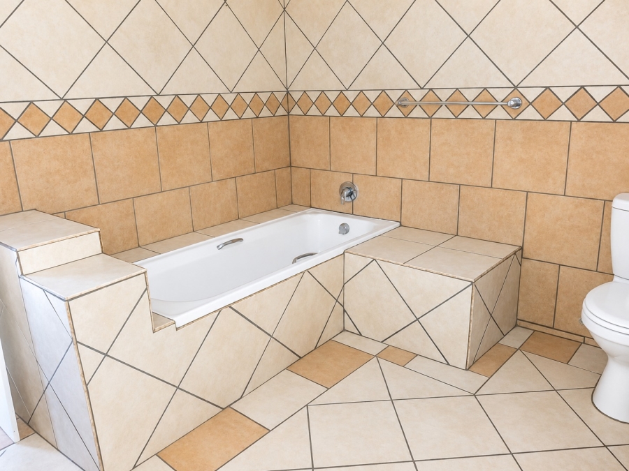 3 Bedroom Property for Sale in Crystal Park Gauteng
