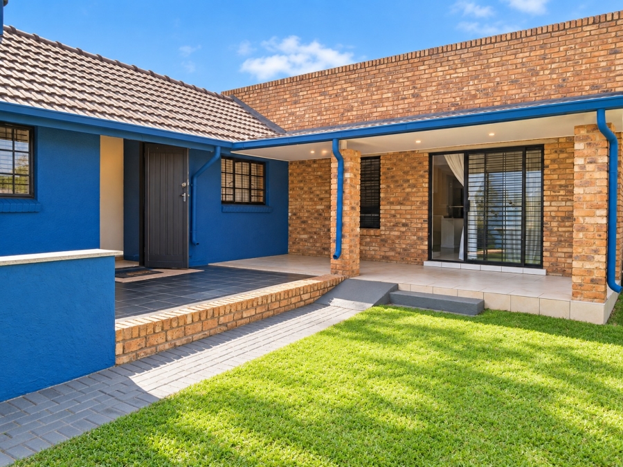 3 Bedroom Property for Sale in Crystal Park Gauteng