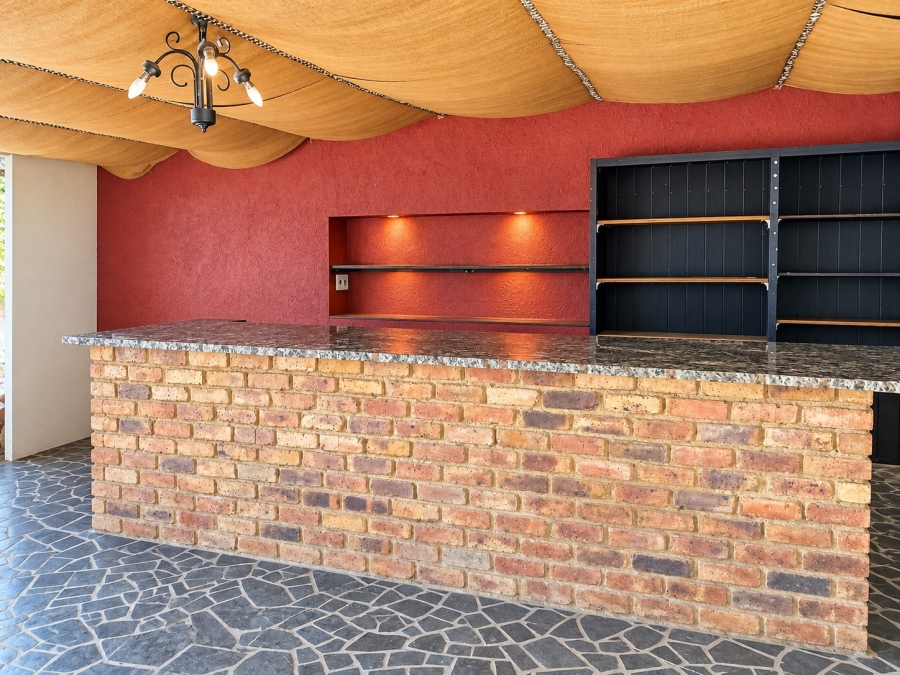 3 Bedroom Property for Sale in Crystal Park Gauteng