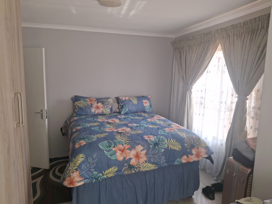 3 Bedroom Property for Sale in Vosloorus Ext 3 Gauteng