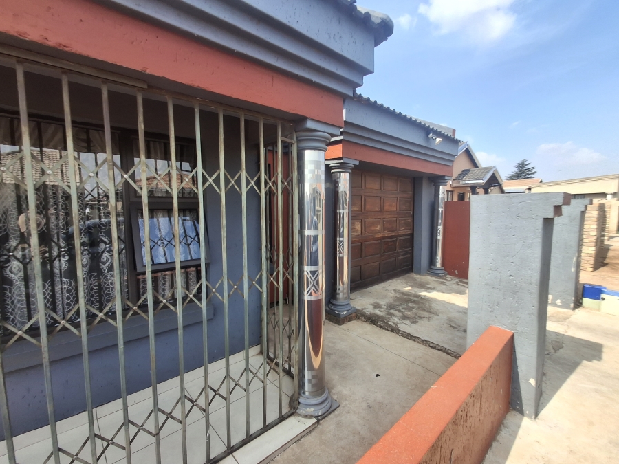 3 Bedroom Property for Sale in Vosloorus Ext 3 Gauteng