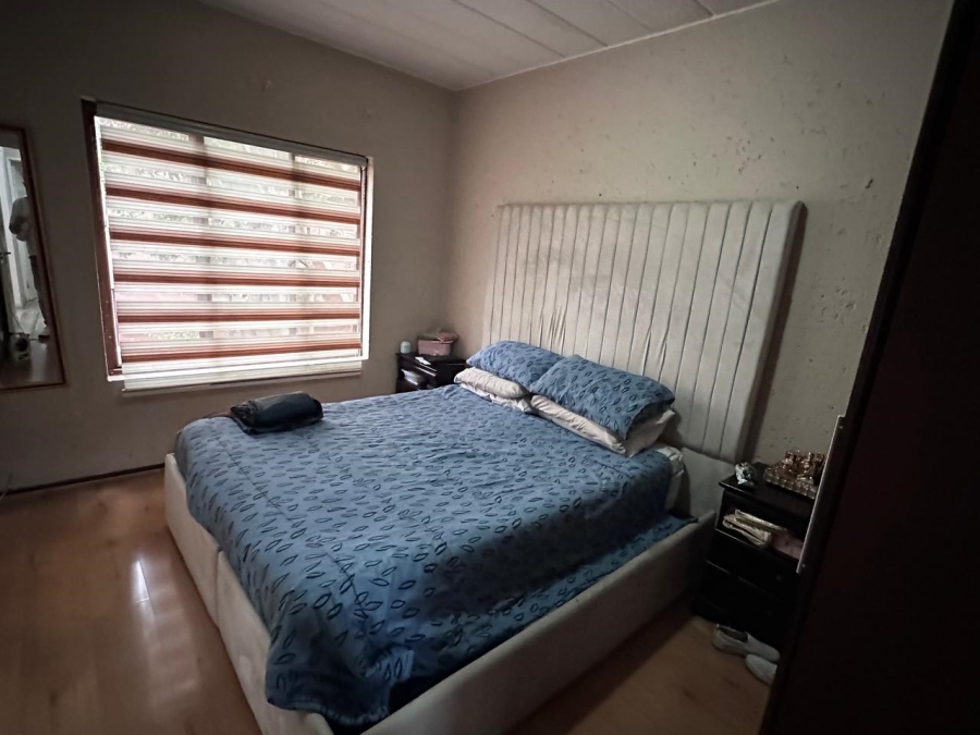 2 Bedroom Property for Sale in Sunninghill Gauteng
