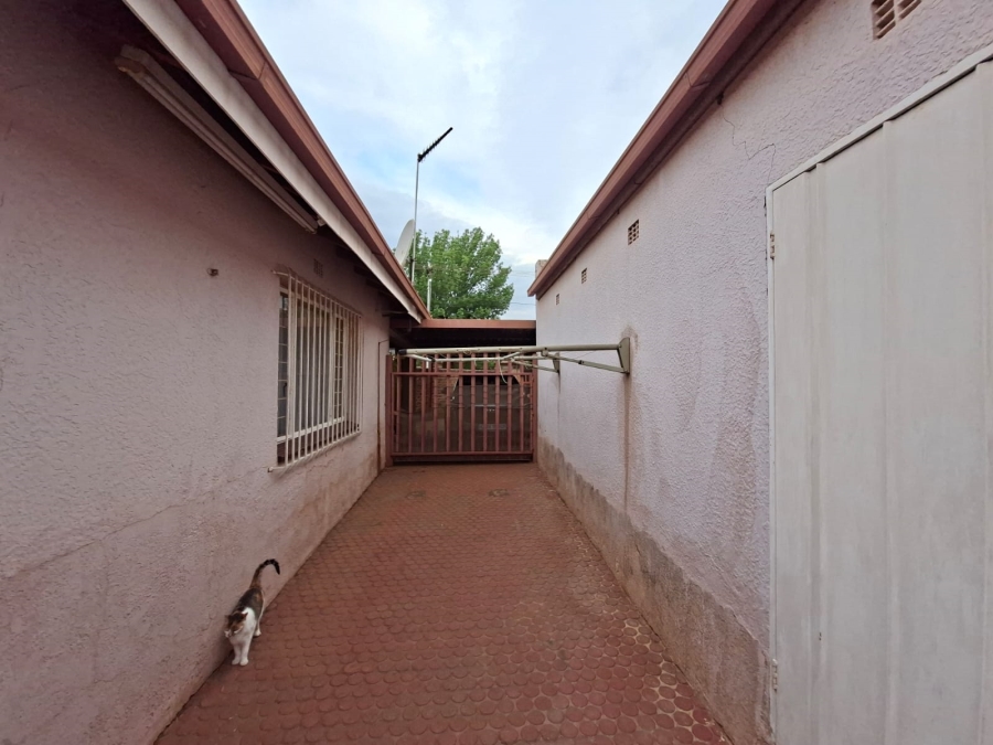 3 Bedroom Property for Sale in Klopperpark Gauteng