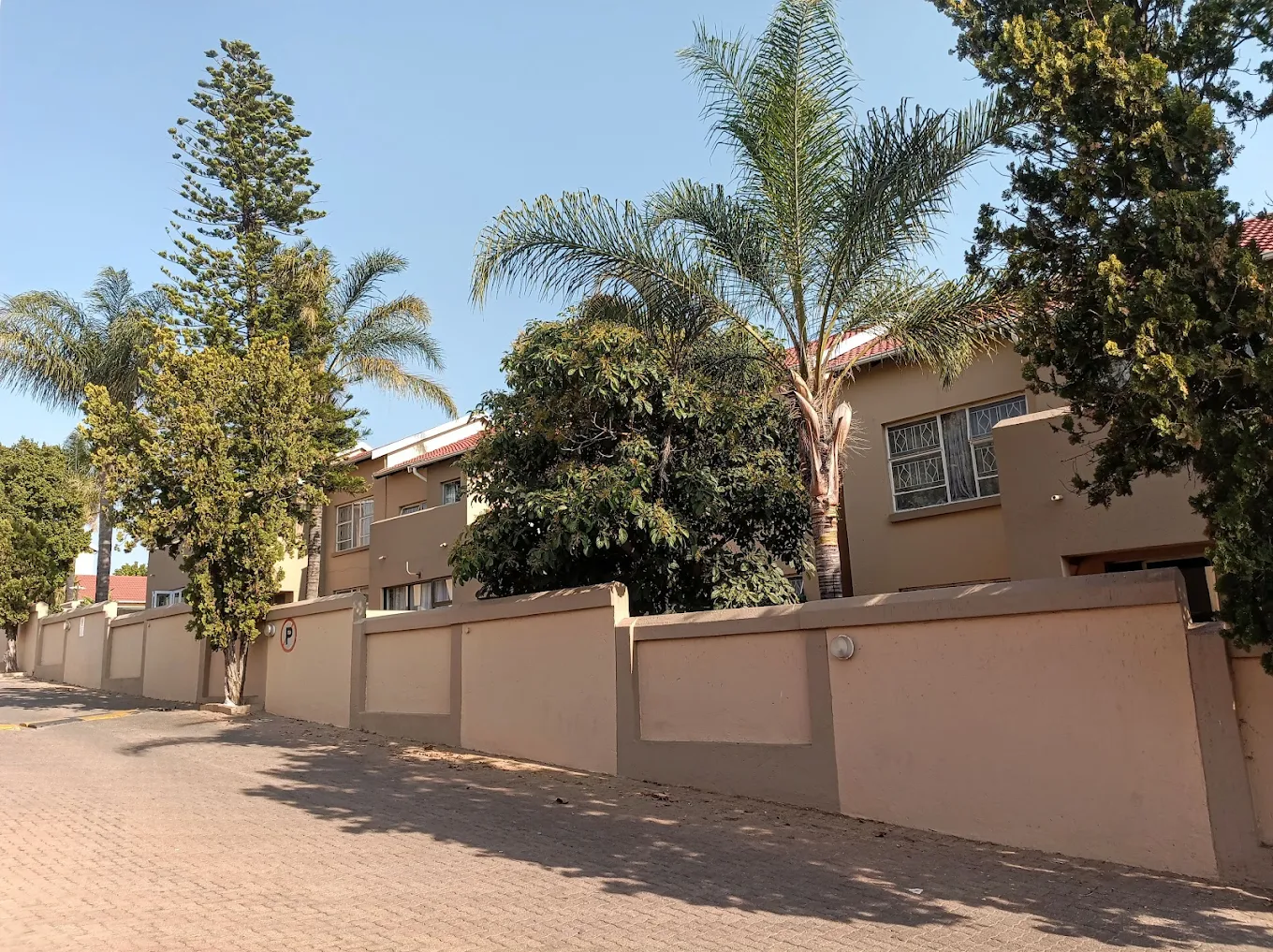 To Let 2 Bedroom Property for Rent in Vorna Valley Gauteng