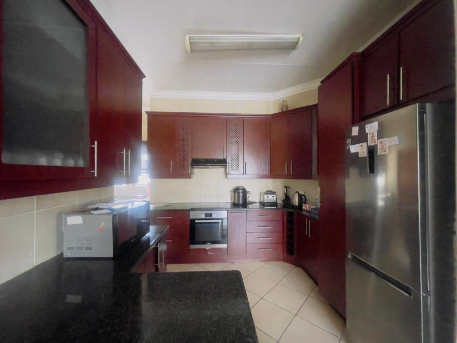 To Let 3 Bedroom Property for Rent in Thatchfield Estate Gauteng