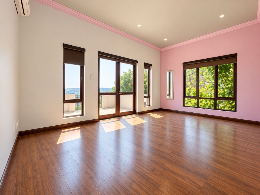 5 Bedroom Property for Sale in Strubensvallei Gauteng