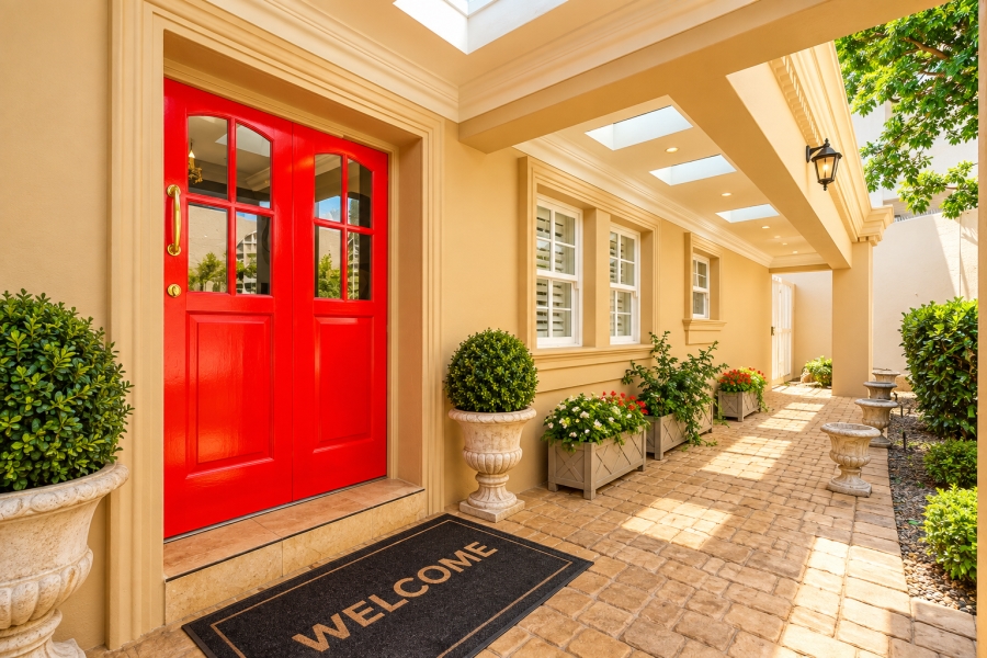 4 Bedroom Property for Sale in Hurlingham Gauteng