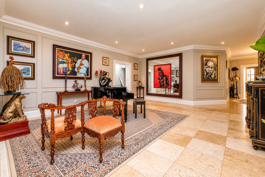 4 Bedroom Property for Sale in Hurlingham Gauteng