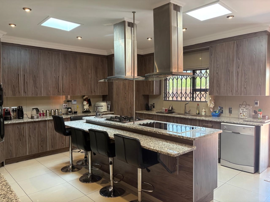 6 Bedroom Property for Sale in Vaal Marina Gauteng