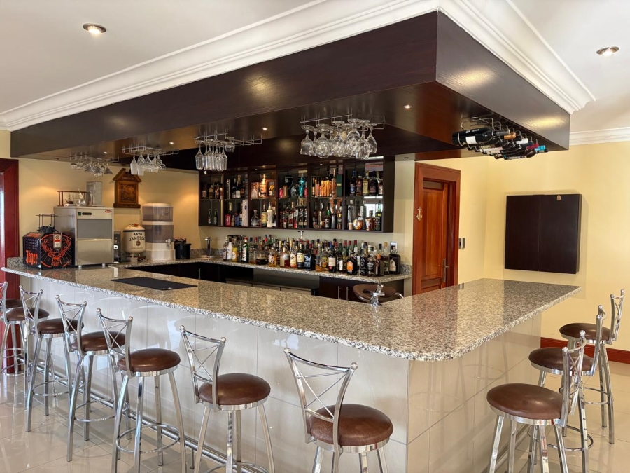 6 Bedroom Property for Sale in Vaal Marina Gauteng