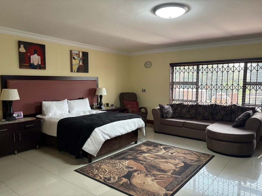 6 Bedroom Property for Sale in Vaal Marina Gauteng