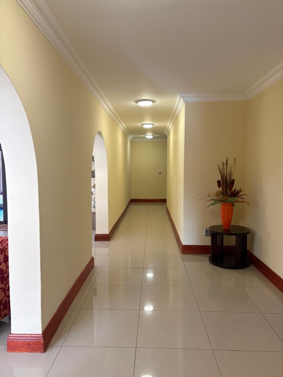 6 Bedroom Property for Sale in Vaal Marina Gauteng