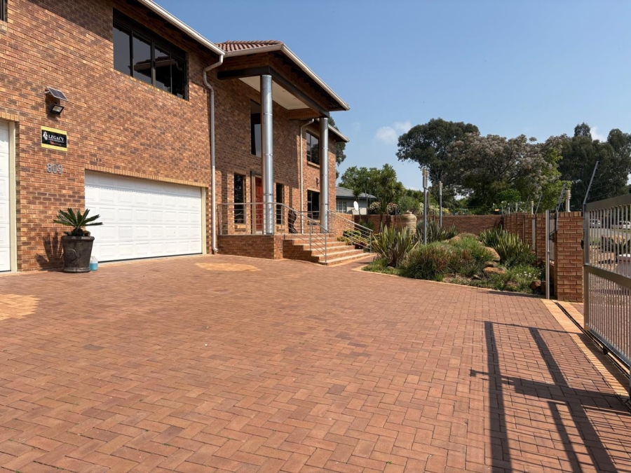 6 Bedroom Property for Sale in Vaal Marina Gauteng