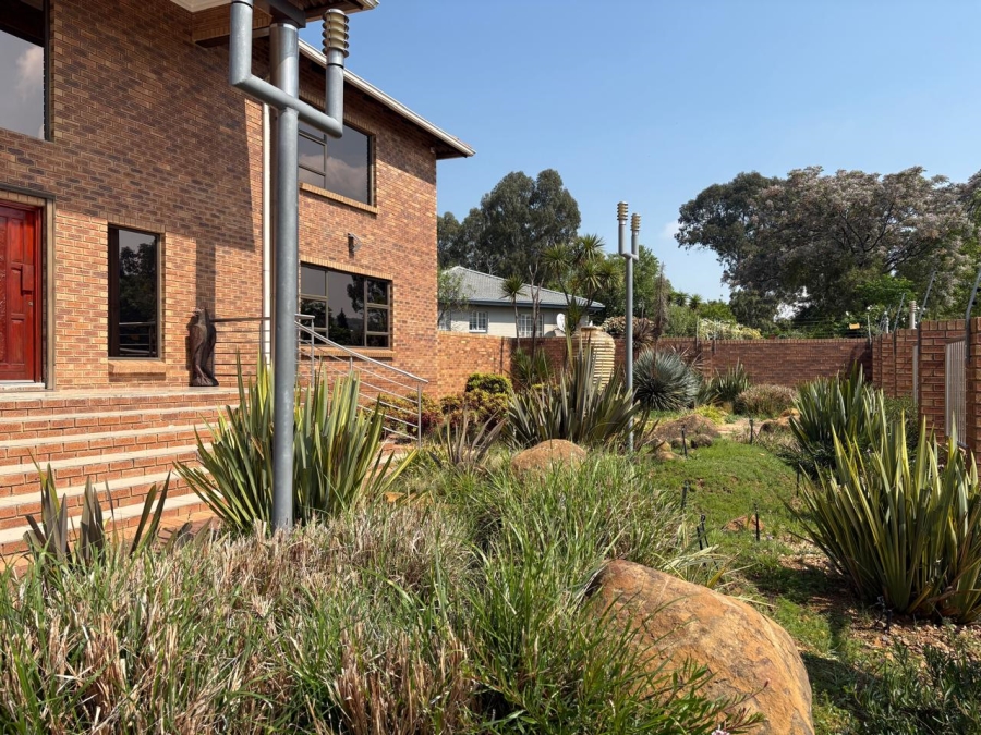 6 Bedroom Property for Sale in Vaal Marina Gauteng
