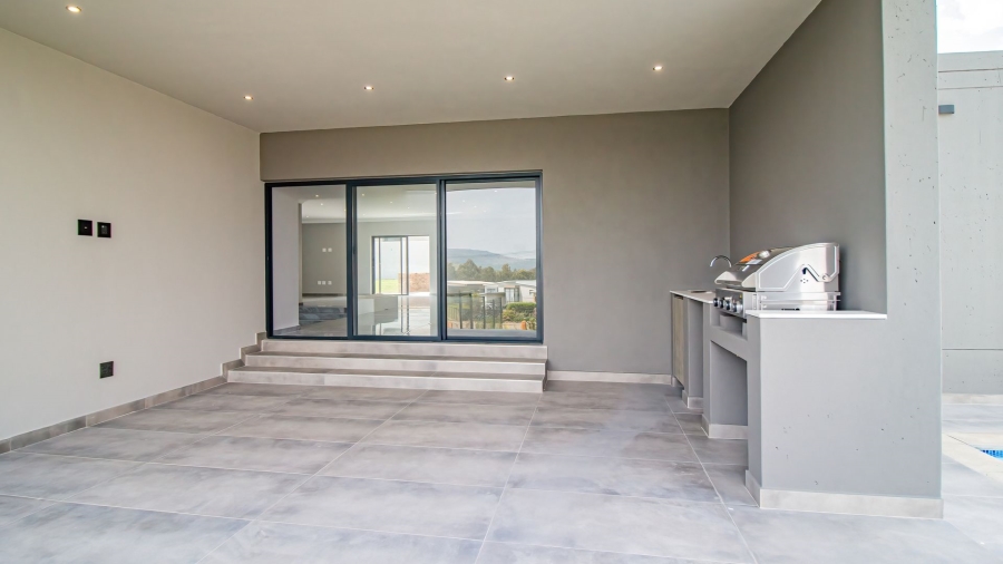 5 Bedroom Property for Sale in Eye of Africa Gauteng