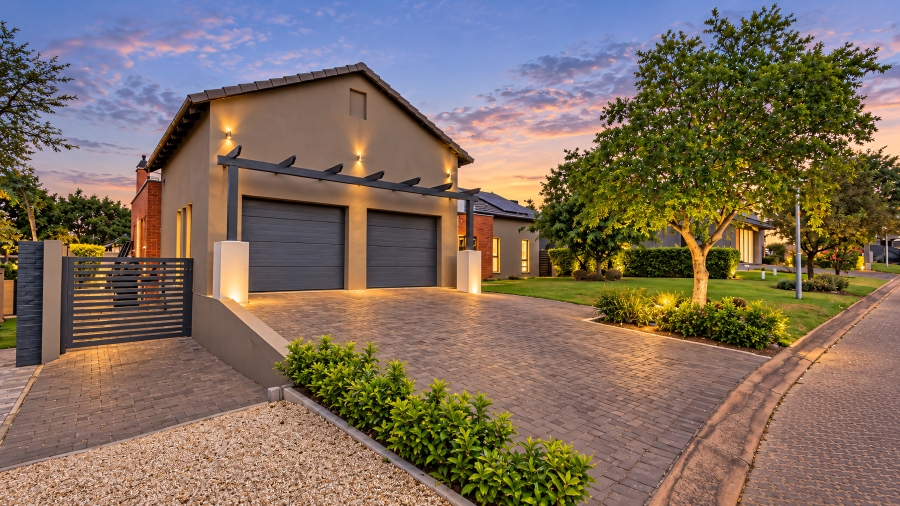 3 Bedroom Property for Sale in Copperleaf Estate Gauteng