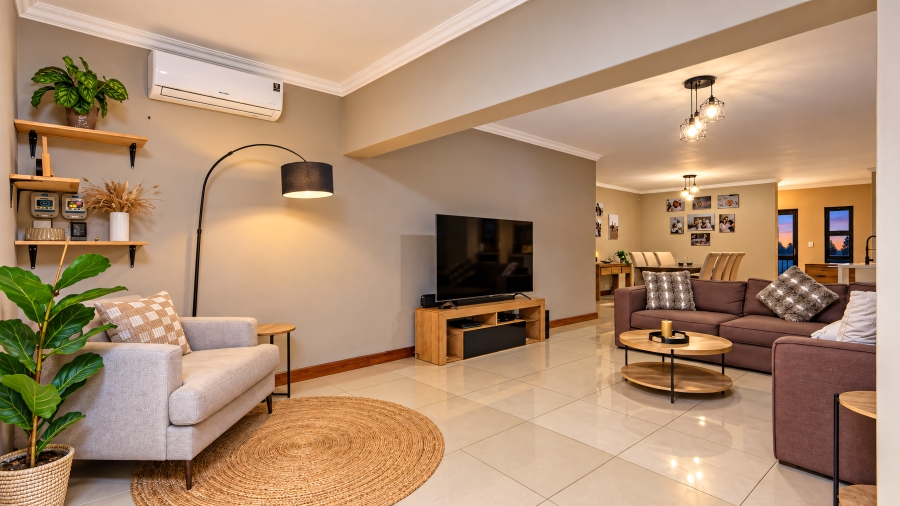 3 Bedroom Property for Sale in Copperleaf Estate Gauteng