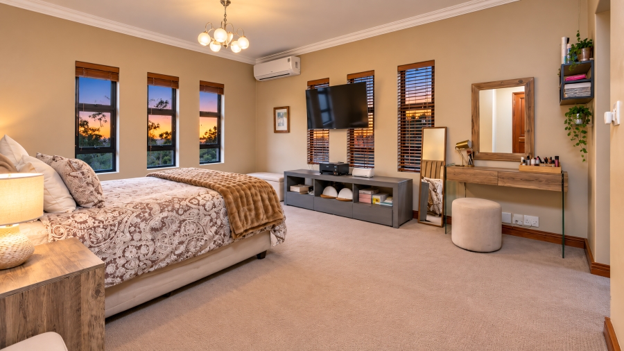 3 Bedroom Property for Sale in Copperleaf Estate Gauteng