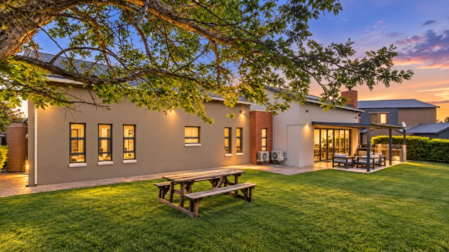 3 Bedroom Property for Sale in Copperleaf Estate Gauteng