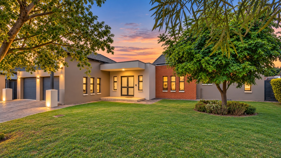 3 Bedroom Property for Sale in Copperleaf Estate Gauteng