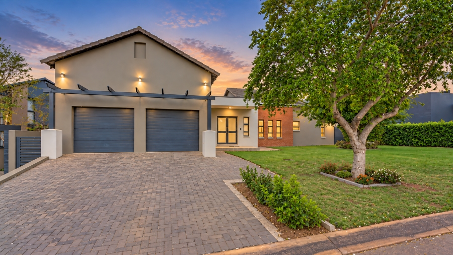 3 Bedroom Property for Sale in Copperleaf Estate Gauteng