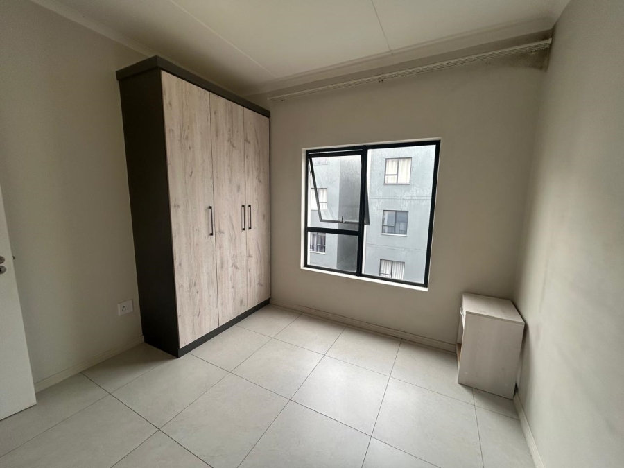 To Let 2 Bedroom Property for Rent in Erand Gardens Gauteng
