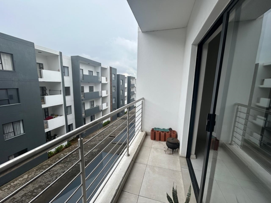 To Let 2 Bedroom Property for Rent in Erand Gardens Gauteng
