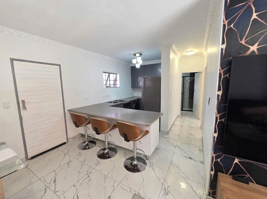 2 Bedroom Property for Sale in Noordwyk Gauteng