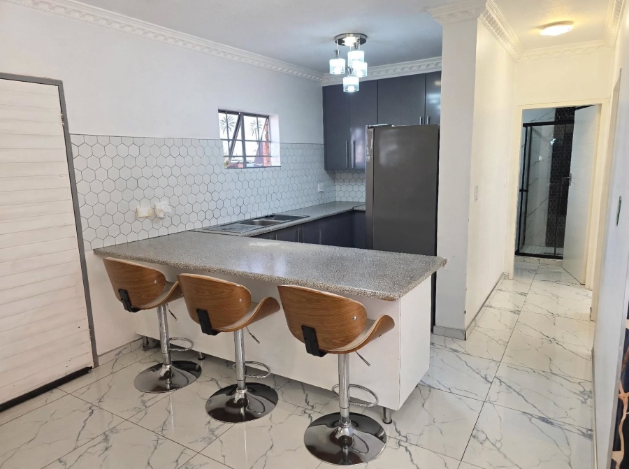 2 Bedroom Property for Sale in Noordwyk Gauteng