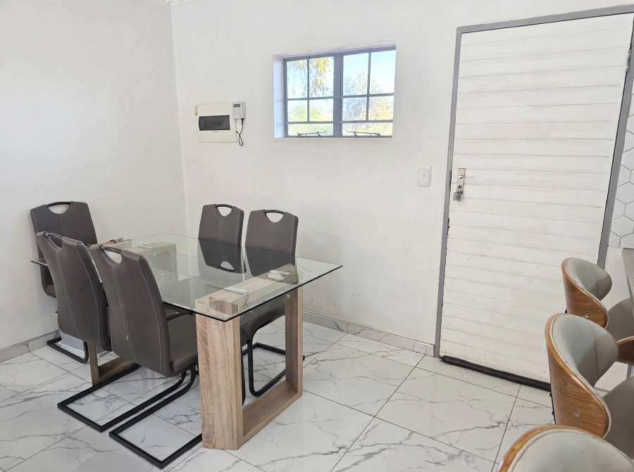 2 Bedroom Property for Sale in Noordwyk Gauteng