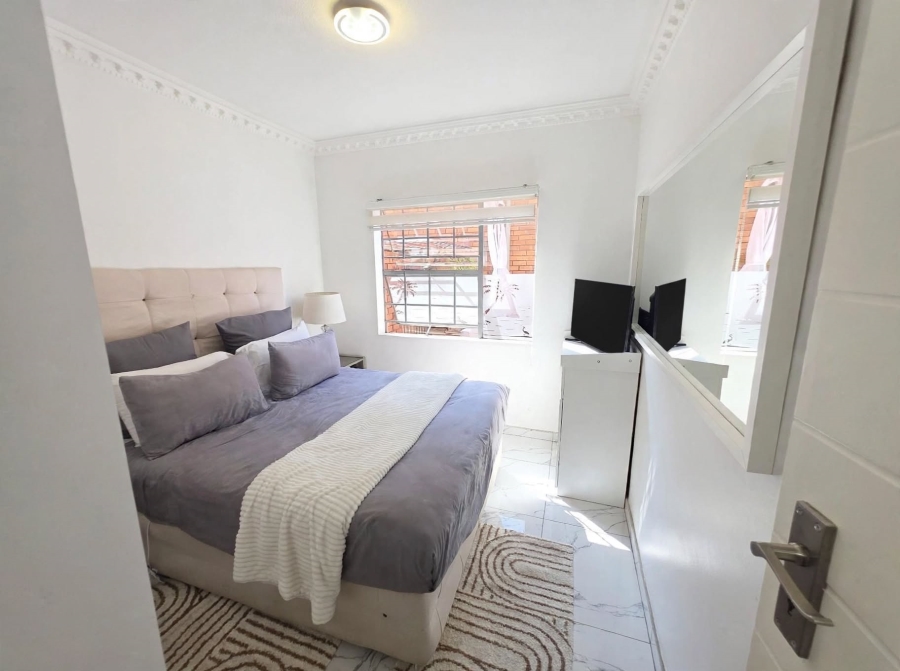 2 Bedroom Property for Sale in Noordwyk Gauteng