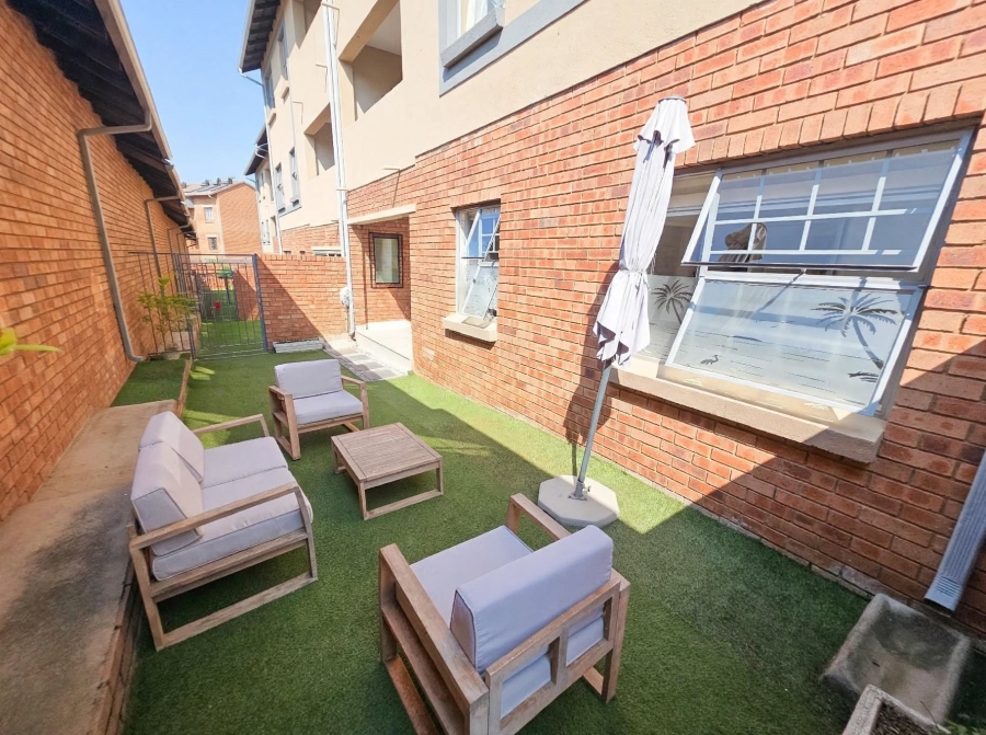 2 Bedroom Property for Sale in Noordwyk Gauteng