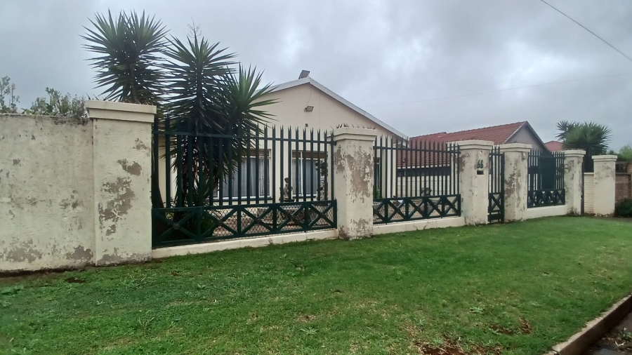 3 Bedroom Property for Sale in Randgate Gauteng