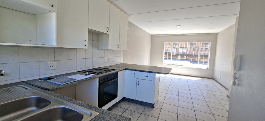2 Bedroom Property for Sale in Kenmare Gauteng