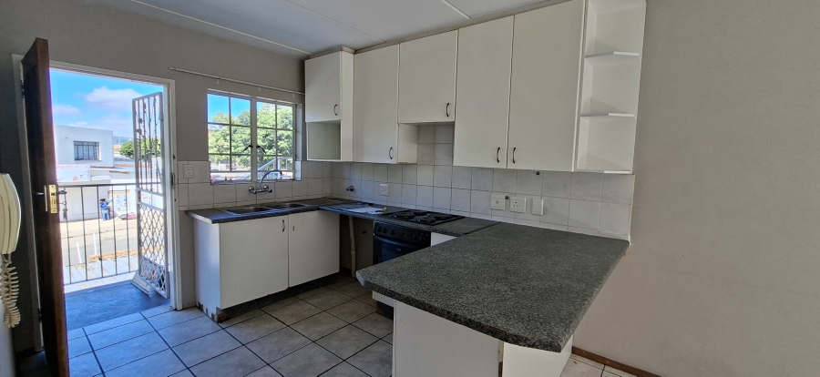 2 Bedroom Property for Sale in Kenmare Gauteng
