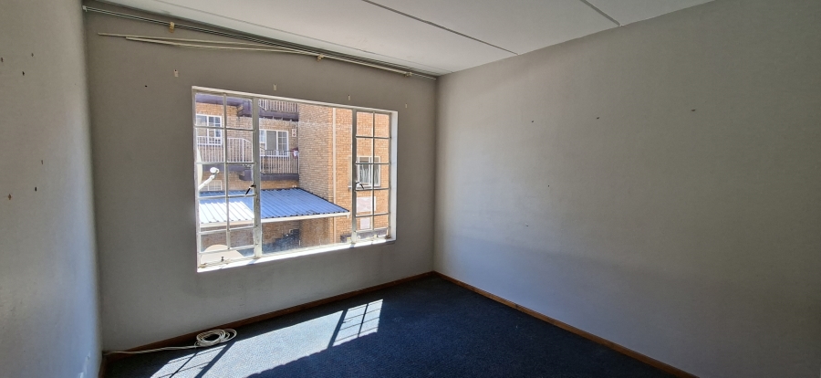 2 Bedroom Property for Sale in Kenmare Gauteng
