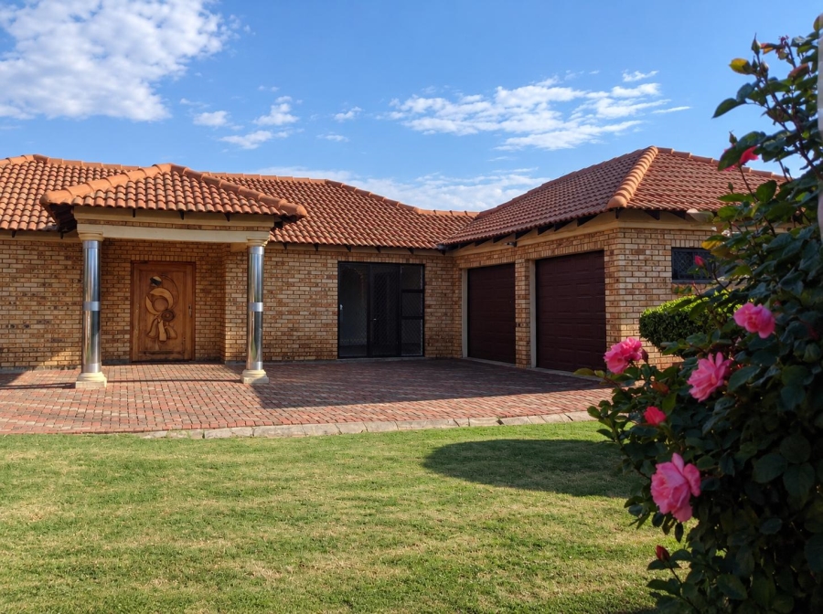 3 Bedroom Property for Sale in Crystal Park Gauteng