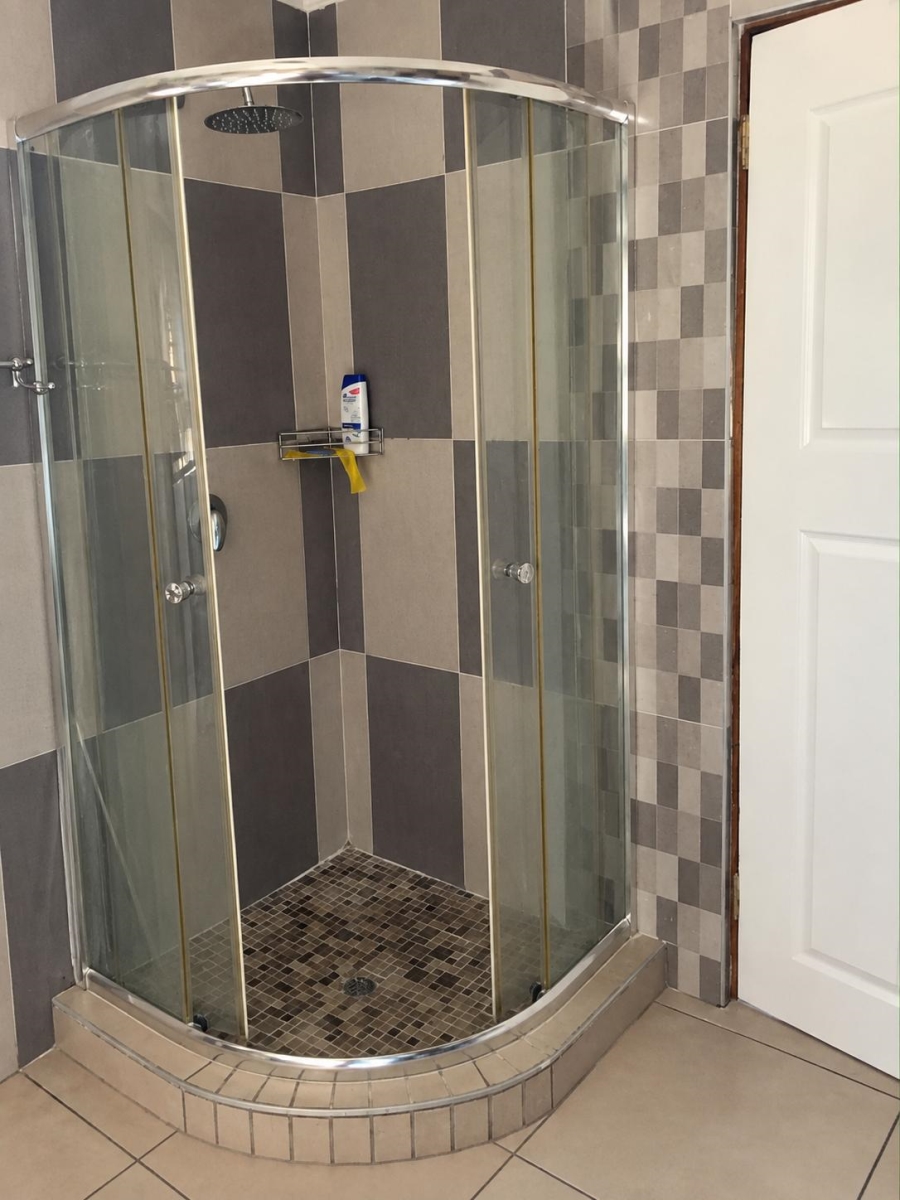 3 Bedroom Property for Sale in Crystal Park Gauteng