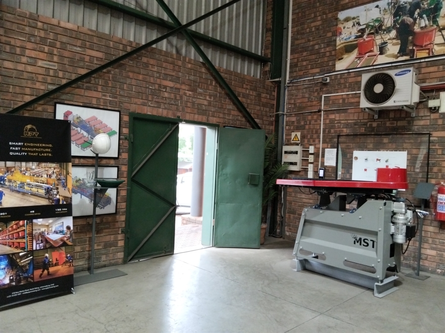 To Let Commercial Property for Rent in North Riding Gauteng