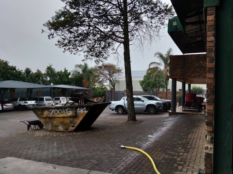 To Let Commercial Property for Rent in North Riding Gauteng
